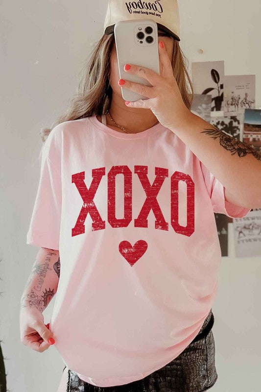 XOXO Oversized Graphic Tee