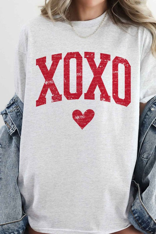 XOXO Oversized Graphic Tee